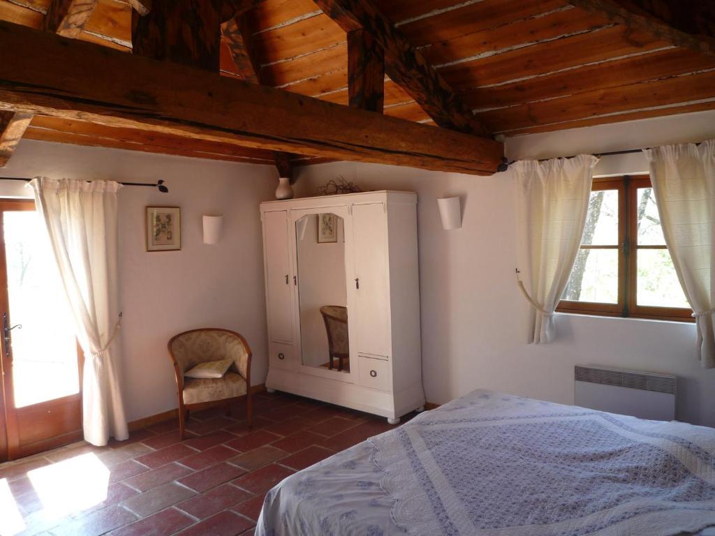La Rose Des Vents Bed and Breakfast Montauroux Δωμάτιο φωτογραφία