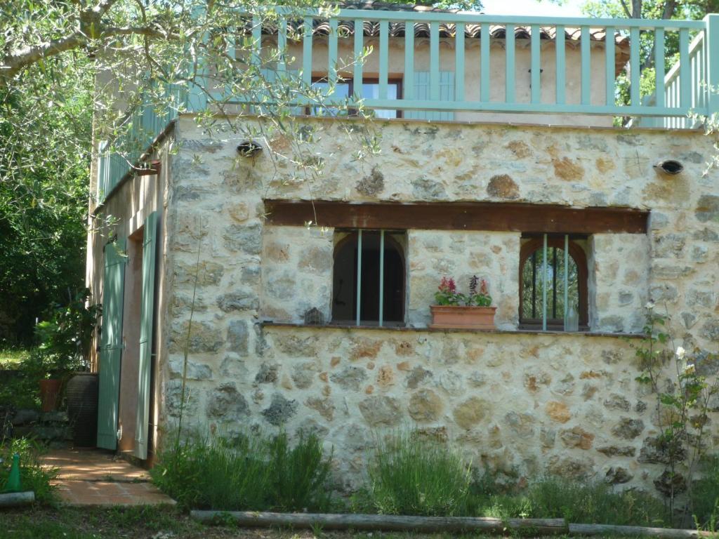 La Rose Des Vents Bed and Breakfast Montauroux Δωμάτιο φωτογραφία